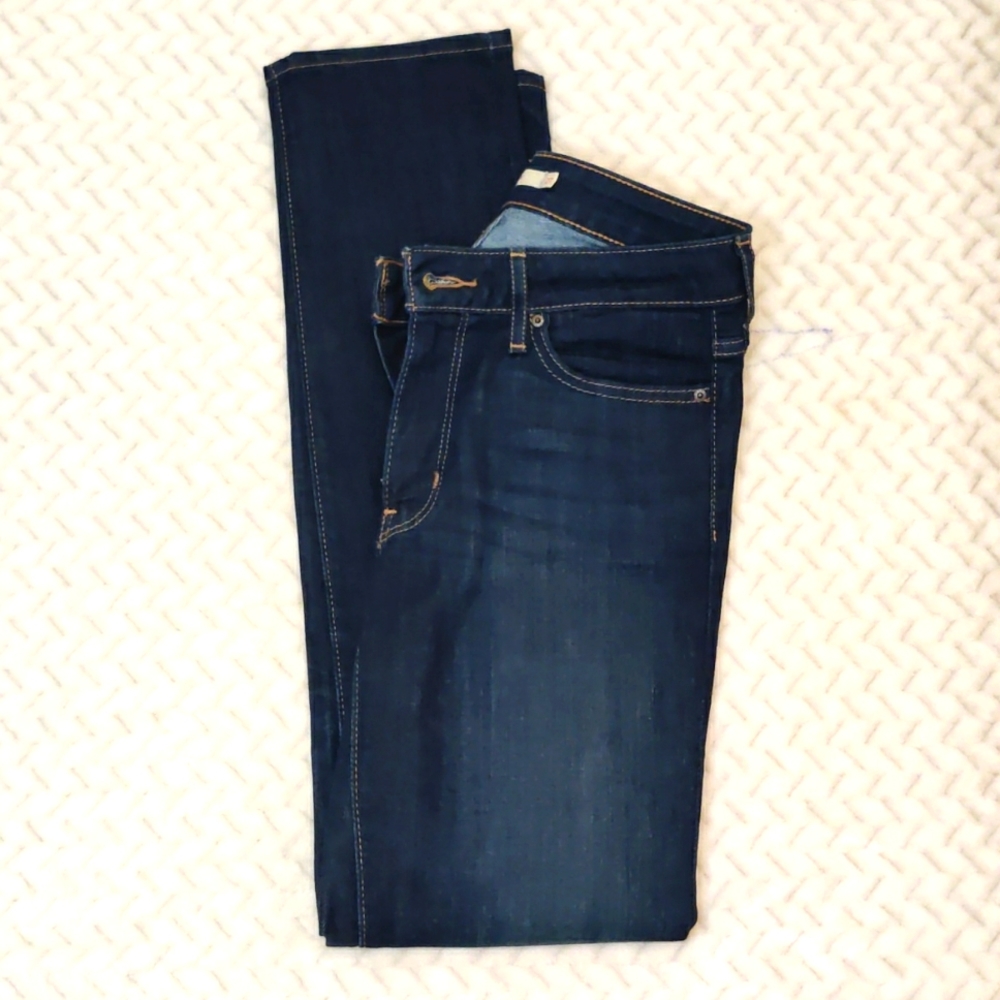 Levi's Women Slim Leg Jeans